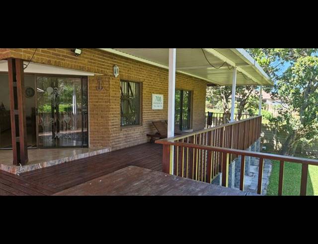 5 BEDROOM HOUSE FOR SALE IN LEISURE BAY
